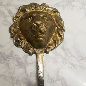Lionshead coat hook